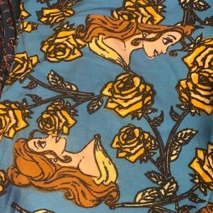 LuLaRoe leggings EUC - Disney Belle